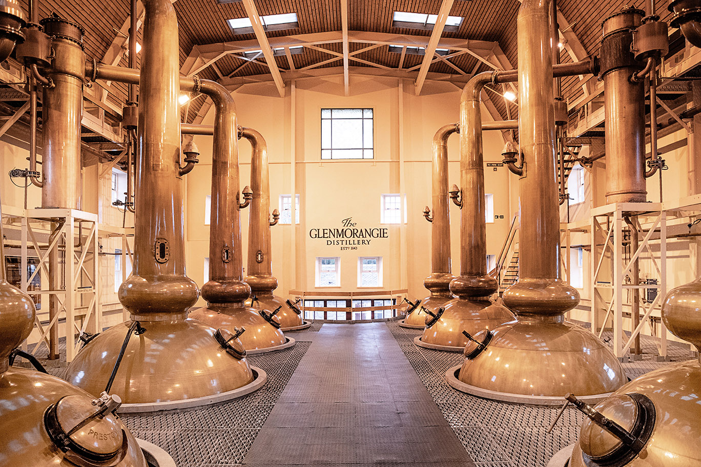 Glenmorangie-Destillerie: Im Kesselhaus wird Glenmorangie Single Malt Scotch Whisky destilliert